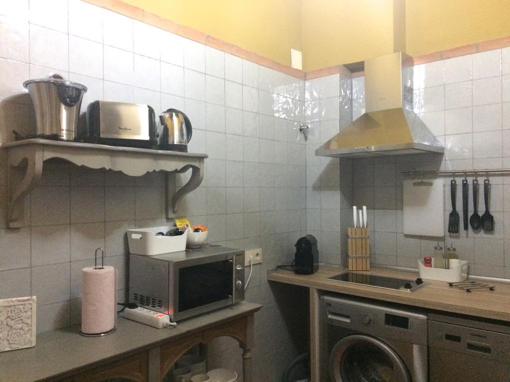Apartamentos Coliseo Толедо Екстериор снимка