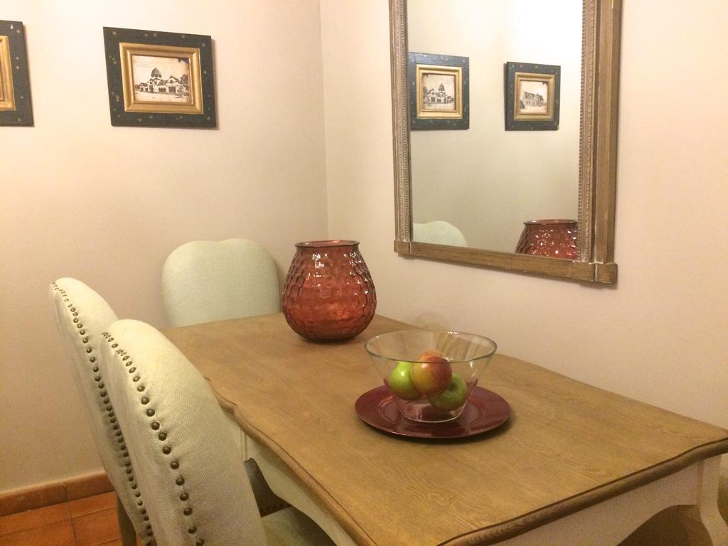 Apartamentos Coliseo Толедо Екстериор снимка