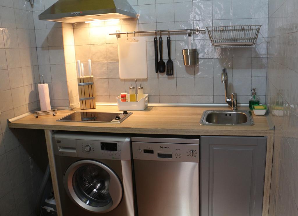 Apartamentos Coliseo Толедо Екстериор снимка